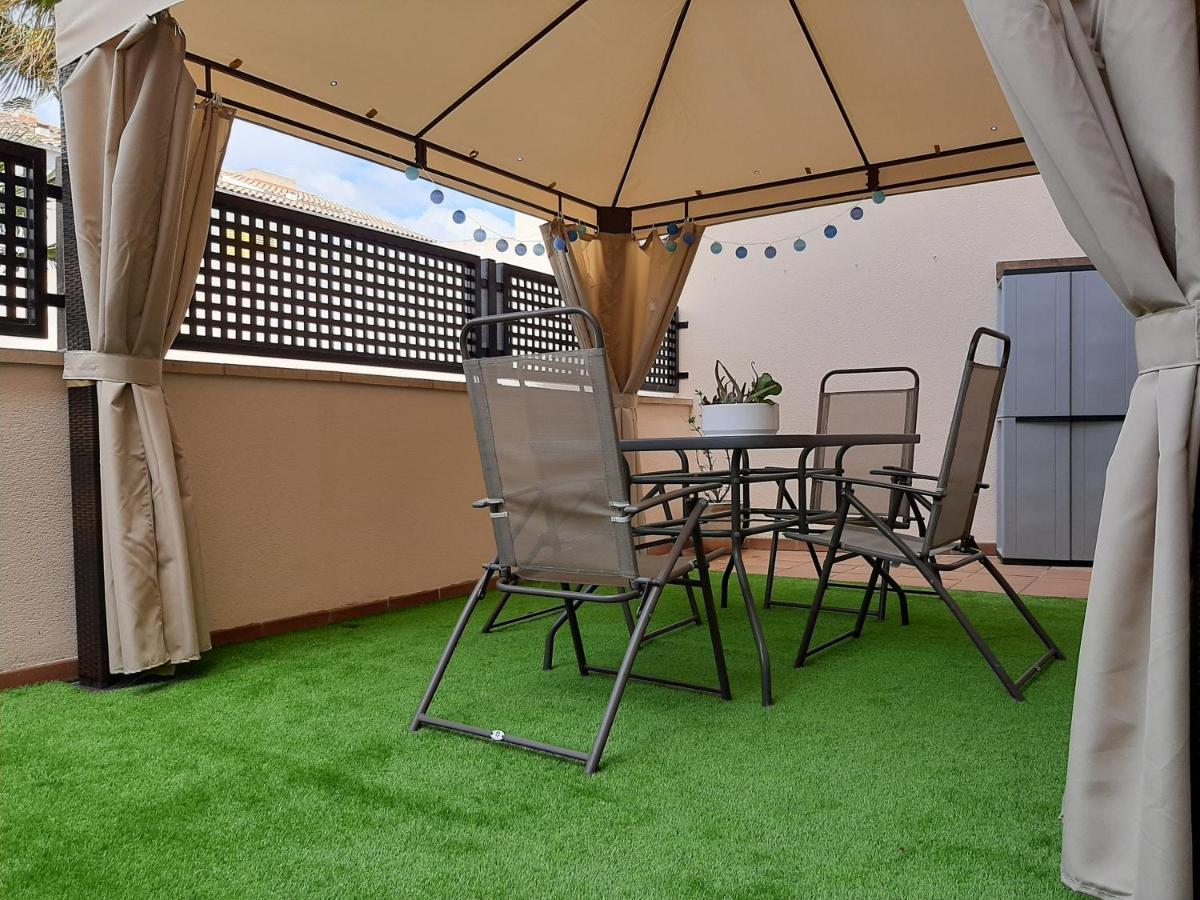 Gran Terraza Con Piscina Apartman Sant Jaume d’Enveja Kültér fotó